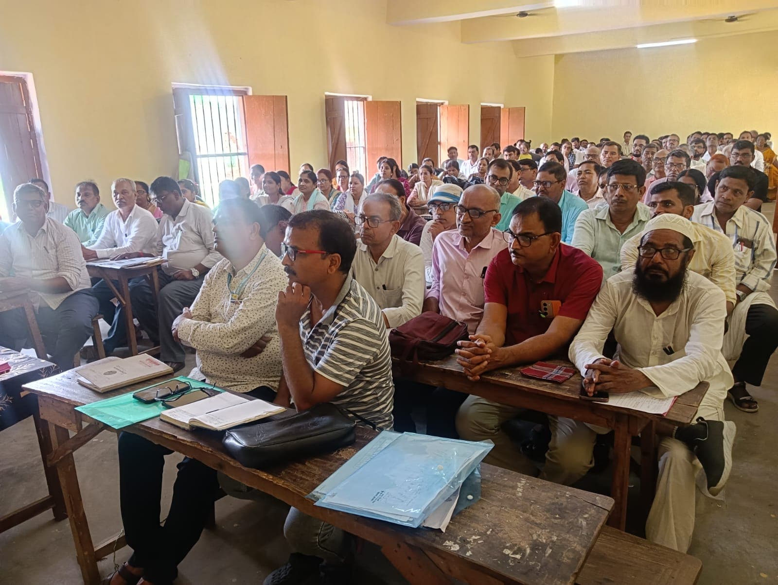 विशेष नामांकन अभियान को सफल बनाने पर जोर, गुरु गोष्ठी में प्रधानाध्यापकों को दिए गए अहम निर्देश विशेष नामांकन अभियान को सफल बनाने पर जोर, गुरु गोष्ठी में प्रधानाध्यापकों को दिए गए अहम निर्देश