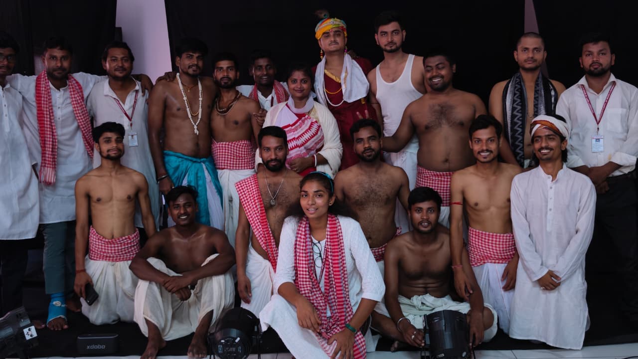 कैंपस- छात्रों के अभिनय और तकनीकी प्रस्तुति ने दर्शकों की बटोरी सराहना कैंपस- छात्रों के अभिनय और तकनीकी प्रस्तुति ने दर्शकों की बटोरी सराहना