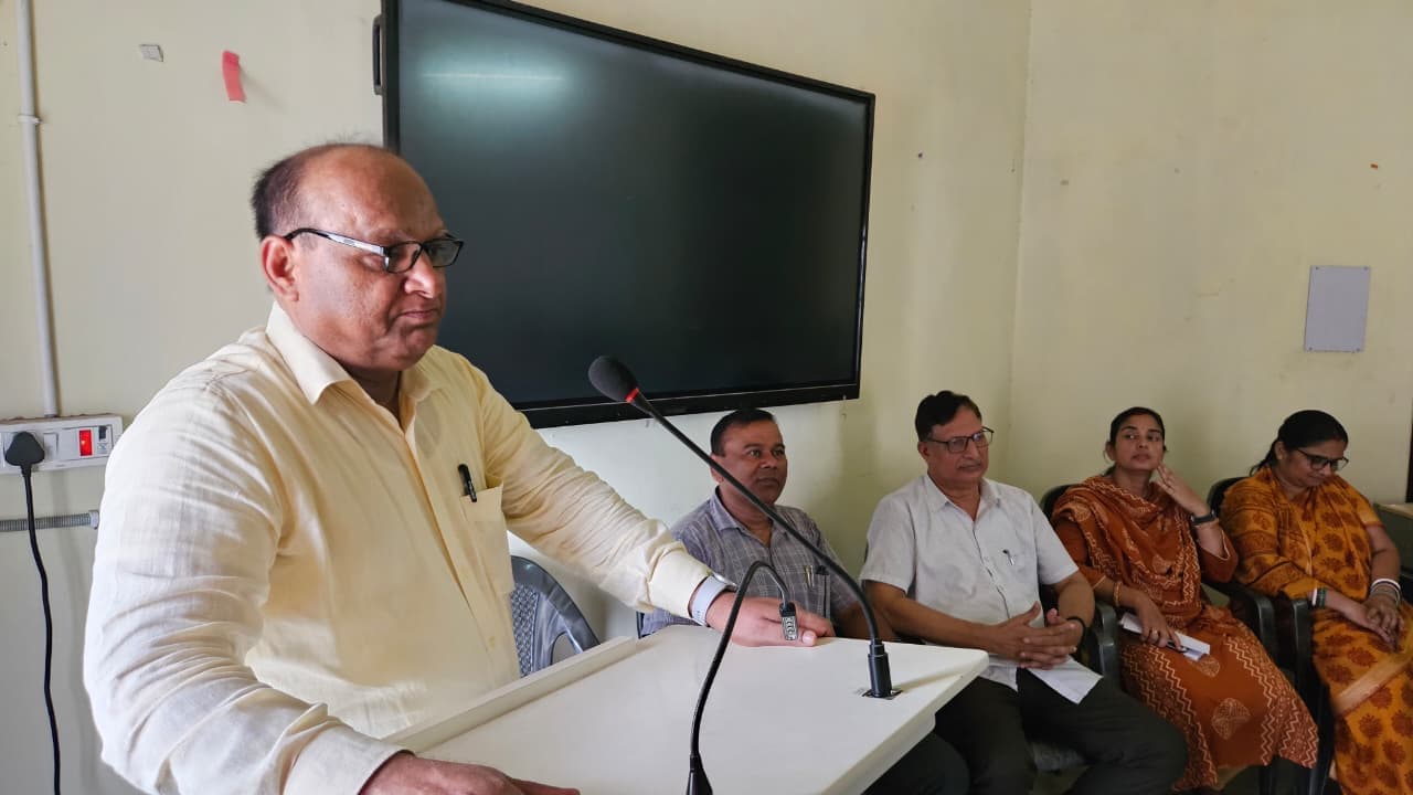 कैंपस- पीजी मैथिली विभाग में मनाई गई डॉ सुभद्र झा की जयंती कैंपस- पीजी मैथिली विभाग में मनाई गई डॉ सुभद्र झा की जयंती