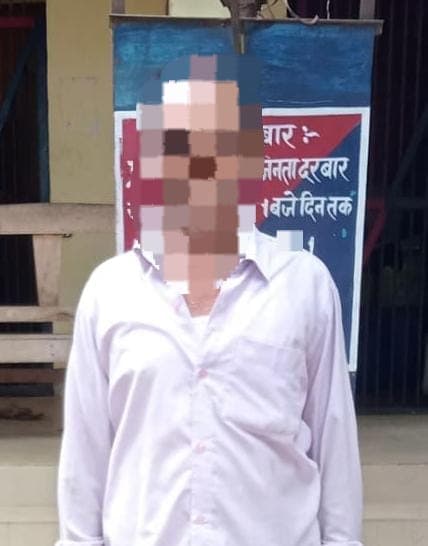 पुलिस टीम पर हमला व फायरिंग मामले का का आरोपित गिरफ्तार पुलिस टीम पर हमला व फायरिंग मामले का का आरोपित गिरफ्तार