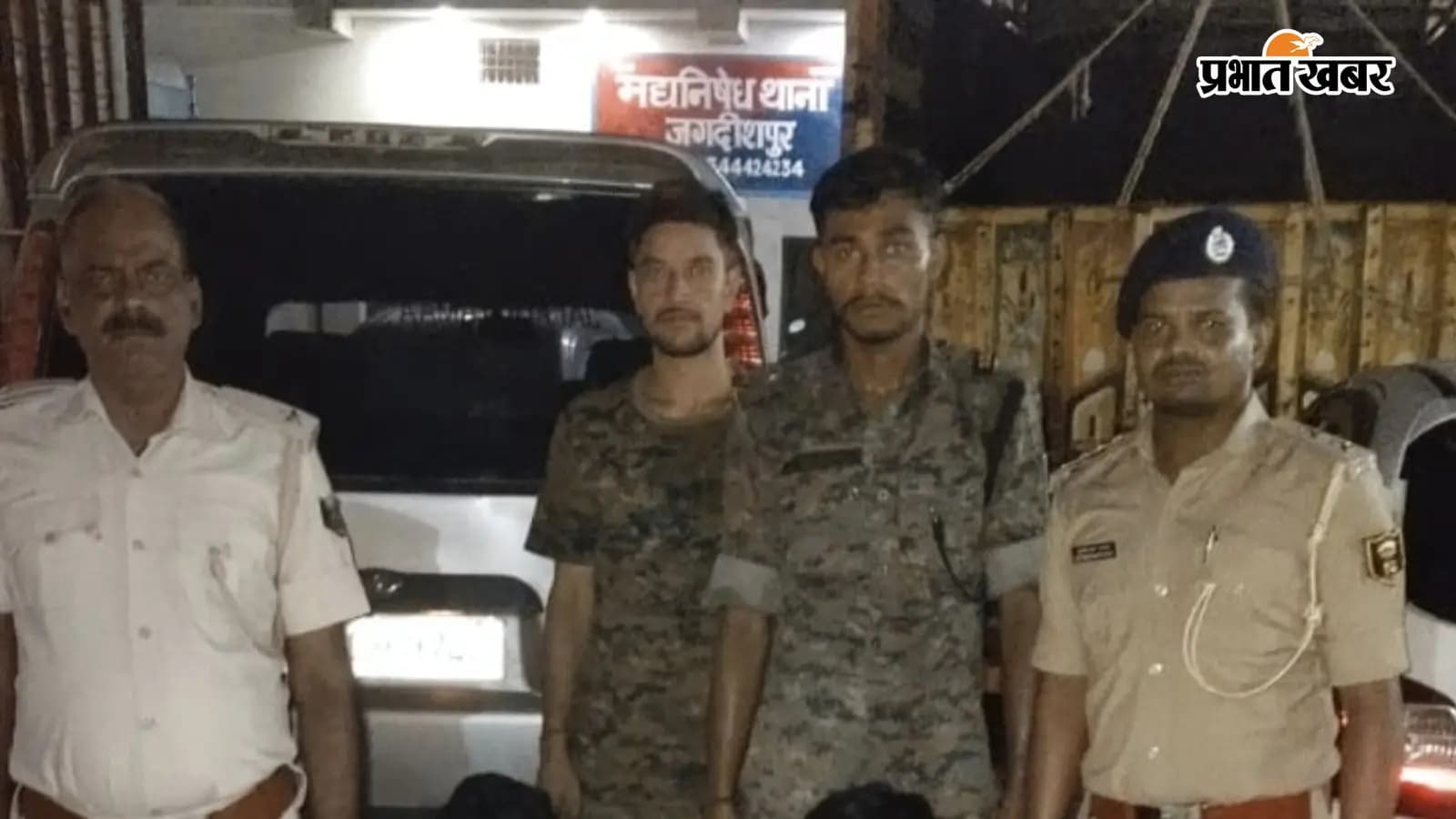 स्कार्पियो से 311 विदेशी शराब बरामद, दो तस्कर गिरफ्तार स्कार्पियो से 311 विदेशी शराब बरामद, दो तस्कर गिरफ्तार