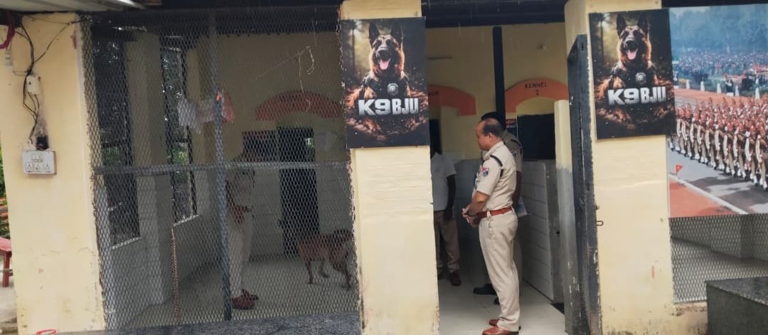 सहायक सुरक्षा आयुक्त सोनपुर सह इंचार्ज ने श्वान दास्ता बरौनी का किया निरीक्षण सहायक सुरक्षा आयुक्त सोनपुर सह इंचार्ज ने श्वान दास्ता बरौनी का किया निरीक्षण