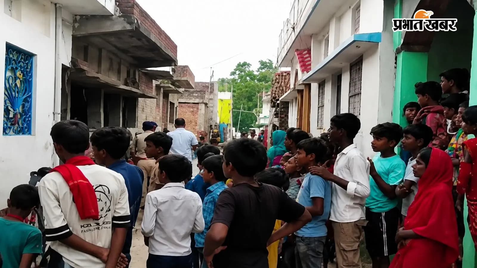 तीन महीने पहले हुई थी शादी, अब नवविवाहिता लापता: फंदे की चर्चा, शव गायब और बढ़ा रहस्य तीन महीने पहले हुई थी शादी, अब नवविवाहिता लापता: फंदे की चर्चा, शव गायब और बढ़ा रहस्य