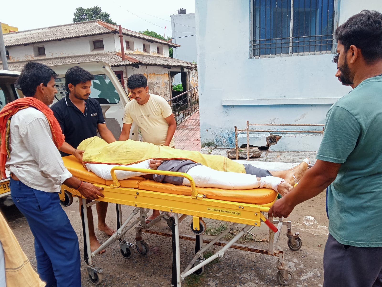 19 जुलाई को बजनी थी शहनाई, उससे पहले उठी अर्थी: हरदी के पास सड़क हादसे में युवक की मौत, परिवार में मचा कोहराम 19 जुलाई को बजनी थी शहनाई, उससे पहले उठी अर्थी: हरदी के पास सड़क हादसे में युवक की मौत, परिवार में मचा कोहराम