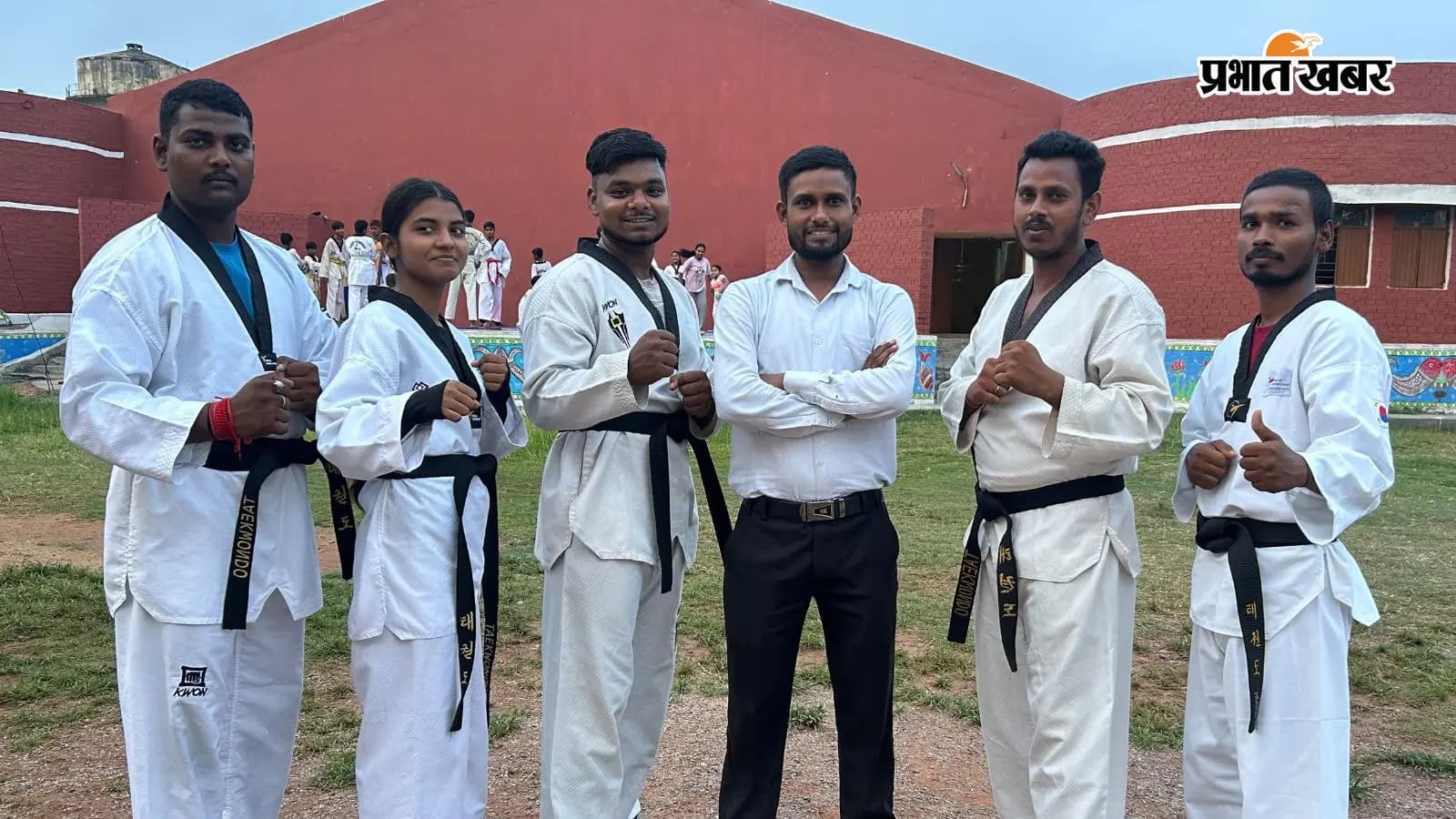 बिहार ओलंपिक ट्रायल: शेखपुरा के 11 खिलाड़ी मुजफ्फरपुर रवाना बिहार ओलंपिक ट्रायल: शेखपुरा के 11 खिलाड़ी मुजफ्फरपुर रवाना