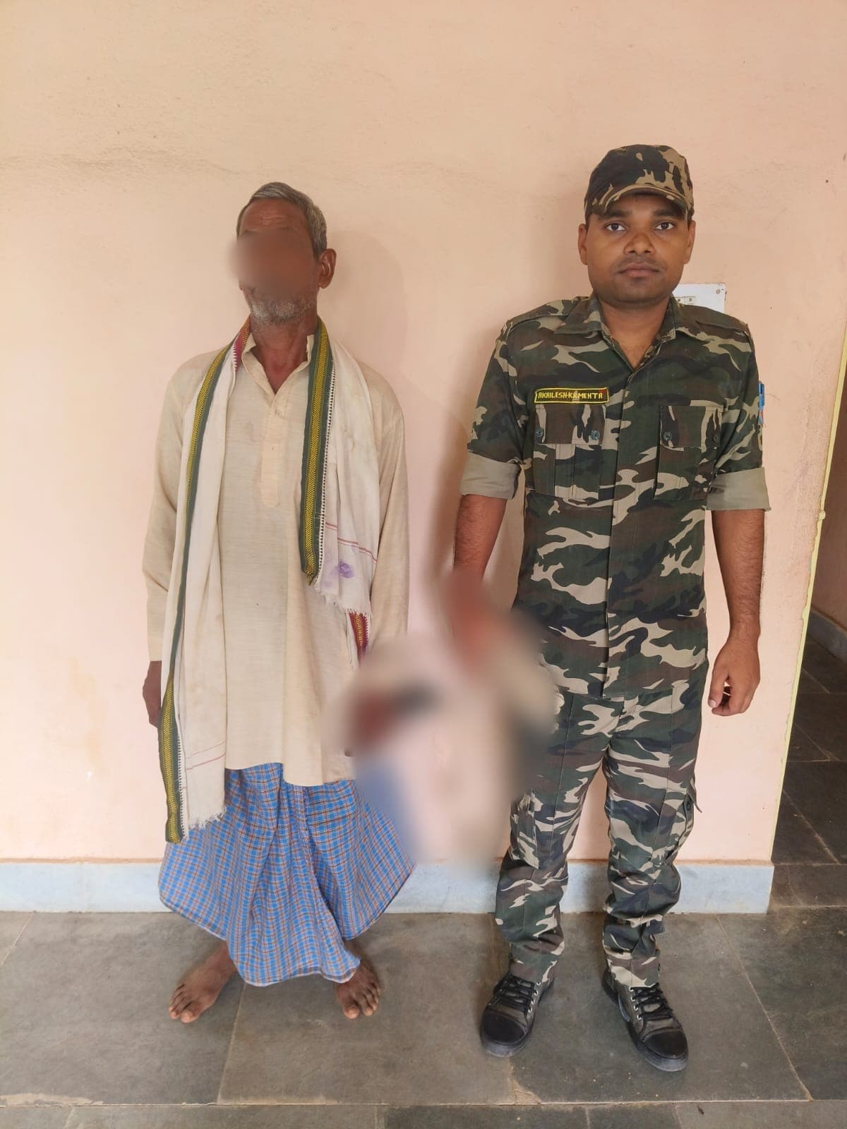 सहिया से मारपीट मामले में मुख्य आरोपी 24 घंटे के भीतर गिरफ्तार, न्यायिक हिरासत में भेजा गया सहिया से मारपीट मामले में मुख्य आरोपी 24 घंटे के भीतर गिरफ्तार, न्यायिक हिरासत में भेजा गया