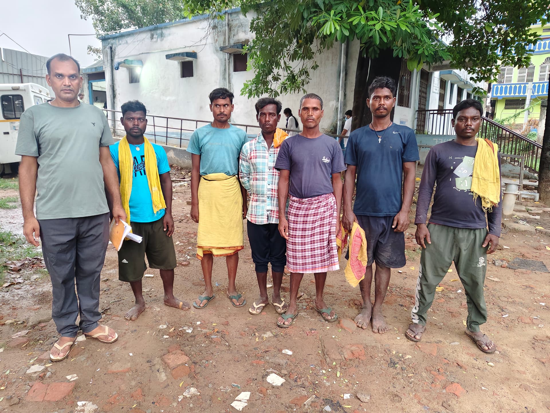 भोजपुर में ट्रेन से गिरकर बक्सर निवासी युवक की मौत भोजपुर में ट्रेन से गिरकर बक्सर निवासी युवक की मौत