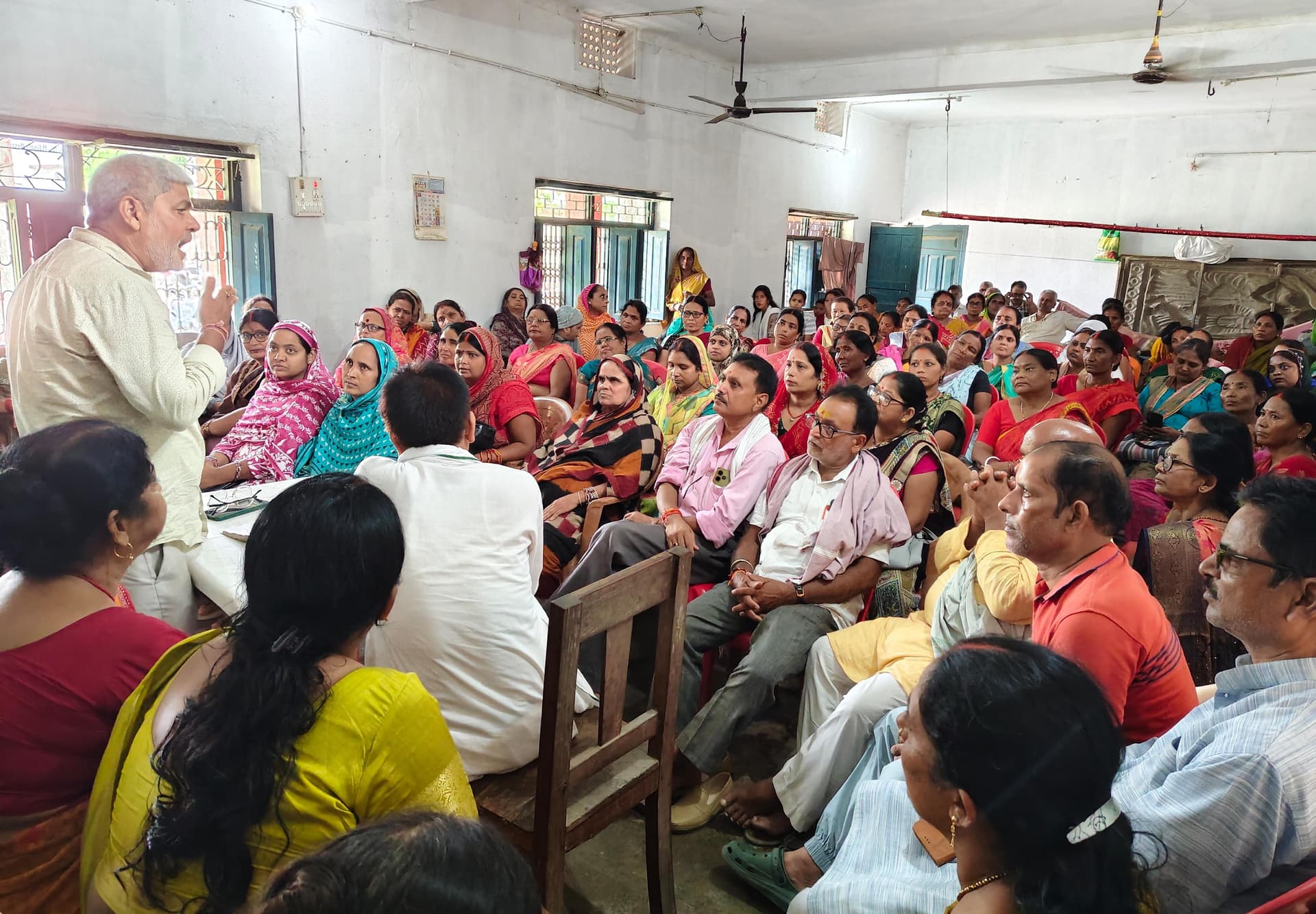 पेज05:मानदेय नहीं मिलने से आंगनबाड़ी सेविका-सहायिकाओं में आक्रोश पेज05:मानदेय नहीं मिलने से आंगनबाड़ी सेविका-सहायिकाओं में आक्रोश