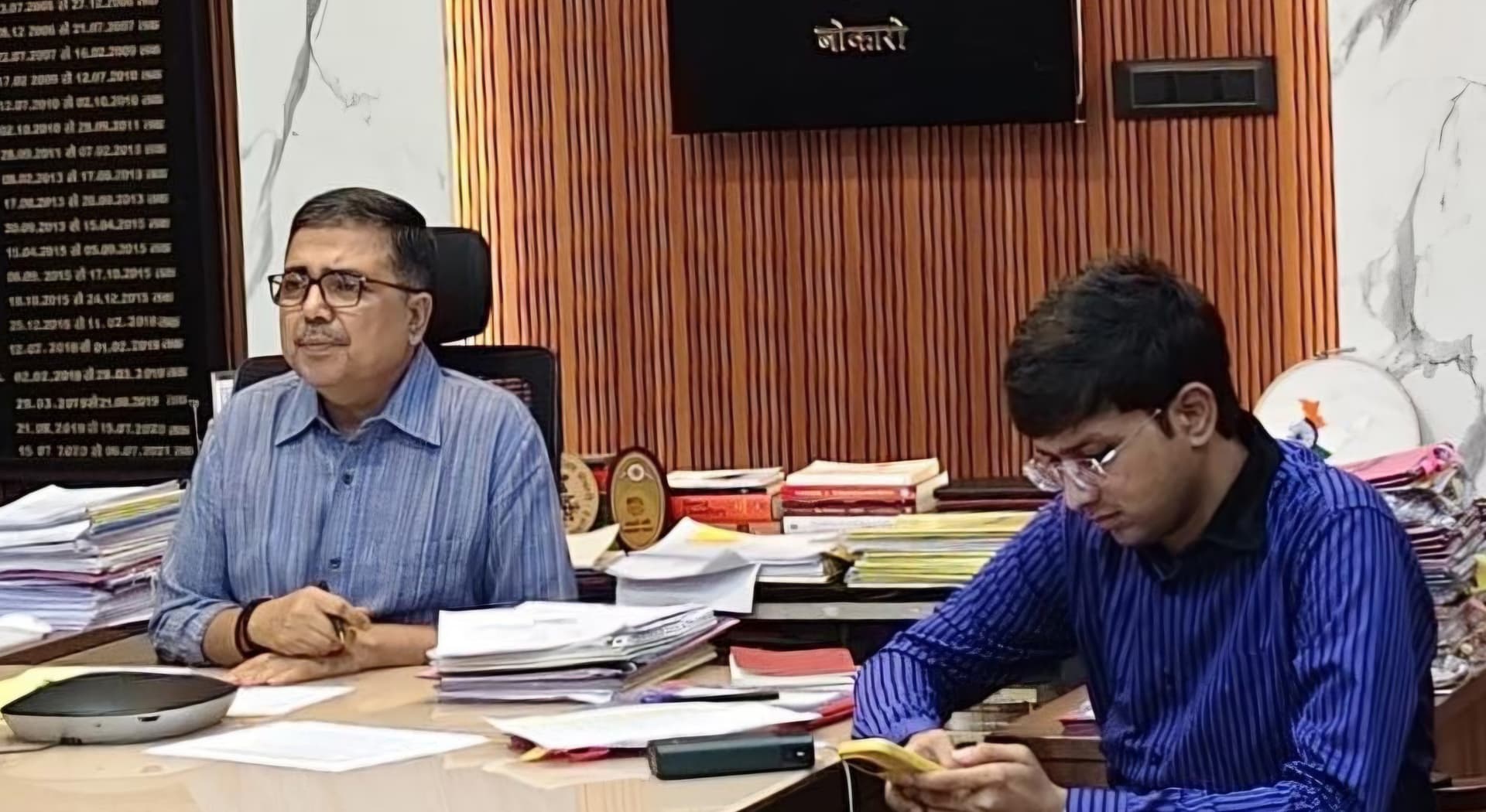 एसआईआर-2026 : डिजिटाइजेशन में तेजी लाएं, कमजोर मतदान केंद्रों पर करें विशेष फोकस : डीईओ सह डीसी एसआईआर-2026 : डिजिटाइजेशन में तेजी लाएं, कमजोर मतदान केंद्रों पर करें विशेष फोकस : डीईओ सह डीसी