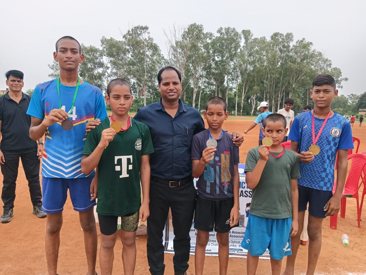 जिला स्तरीय मॉडर्न पेंटाथलोन प्रतियोगिता में सरंगपानी का दबदबा, छह खिलाड़ियों ने जीते पदक जिला स्तरीय मॉडर्न पेंटाथलोन प्रतियोगिता में सरंगपानी का दबदबा, छह खिलाड़ियों ने जीते पदक