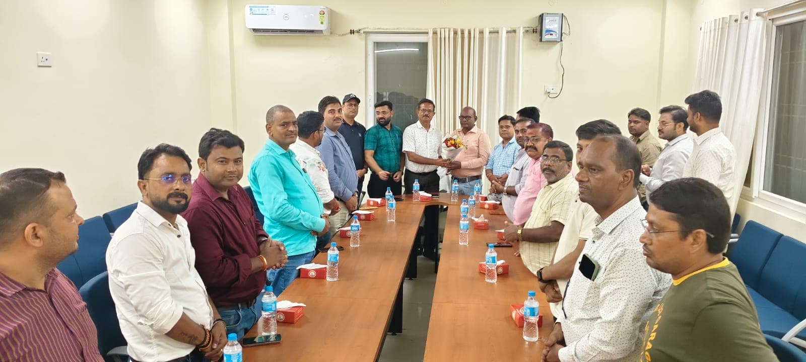 जिले के आर्थिक विकास को नई ऊंचाई देने को व्यवसायी संकल्पित : मुकेश जिले के आर्थिक विकास को नई ऊंचाई देने को व्यवसायी संकल्पित : मुकेश
