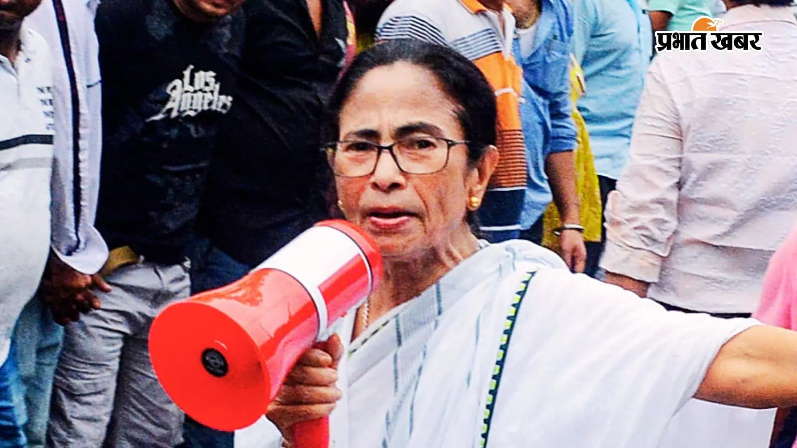 ममता बनर्जी. ममता बनर्जी.