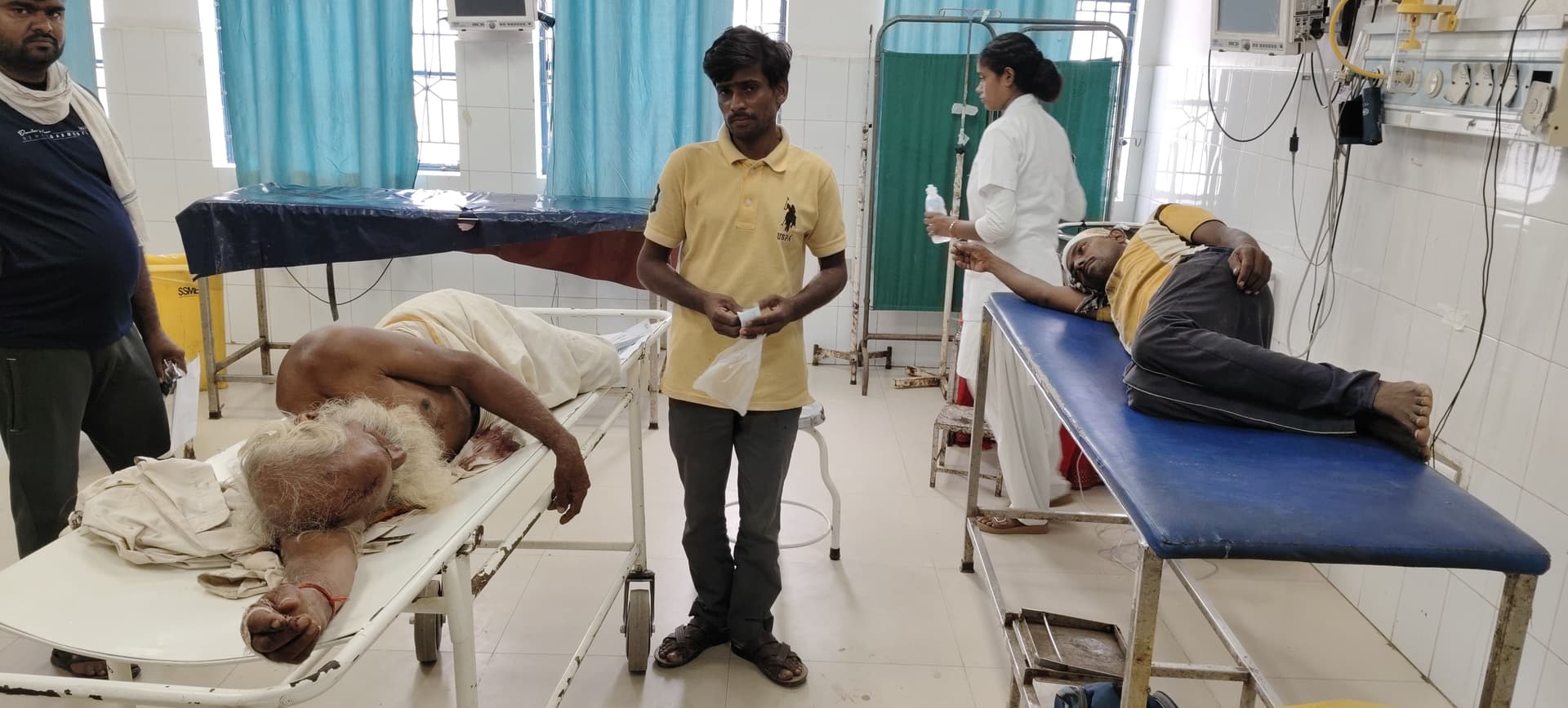 जमीन विवाद में पाटीदारों के बीच खूनी संघर्ष, पिता समेत दो पुत्र घायल जमीन विवाद में पाटीदारों के बीच खूनी संघर्ष, पिता समेत दो पुत्र घायल