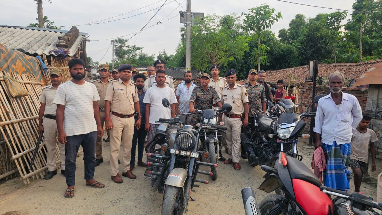 नशा मुक्त कोसी अभियान : एक सप्ताह में एक हजार लीटर शराब बरामद नशा मुक्त कोसी अभियान : एक सप्ताह में एक हजार लीटर शराब बरामद