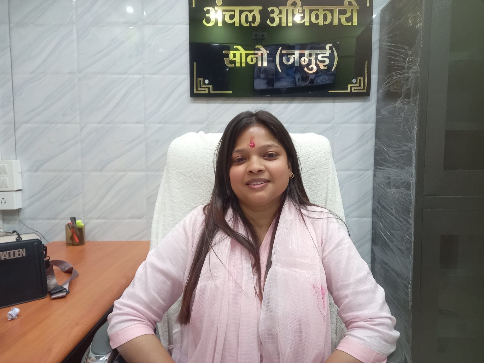 निकिता अग्रवाल के रूप में सोनो को मिली पहली महिला सीओ निकिता अग्रवाल के रूप में सोनो को मिली पहली महिला सीओ