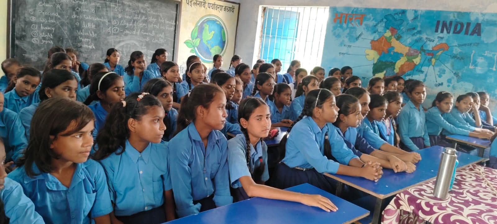 एंटीरोमियोस्क्वॉड अभया ब्रिगेड की टीम ने जागरूकता कार्यक्रम का आयोजन किया एंटीरोमियोस्क्वॉड अभया ब्रिगेड की टीम ने जागरूकता कार्यक्रम का आयोजन किया