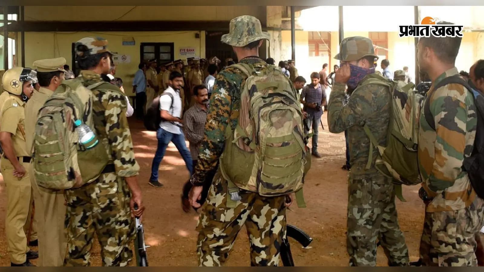 CISF के जवानों की फाइल फोटो CISF के जवानों की फाइल फोटो