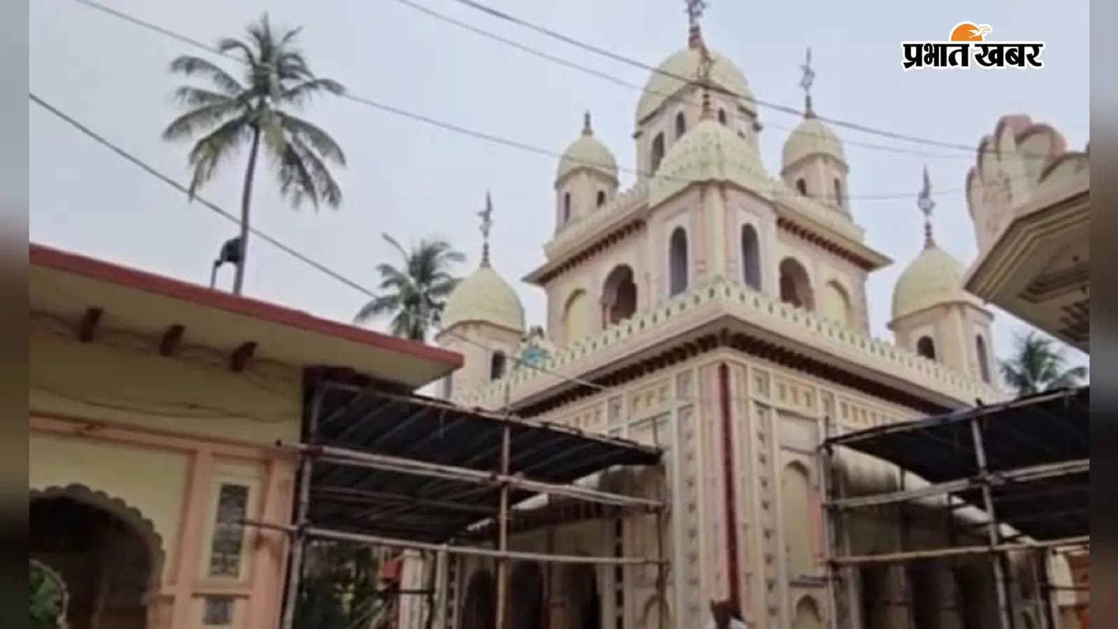 इसी मंदिर में हुई है चोरी इसी मंदिर में हुई है चोरी