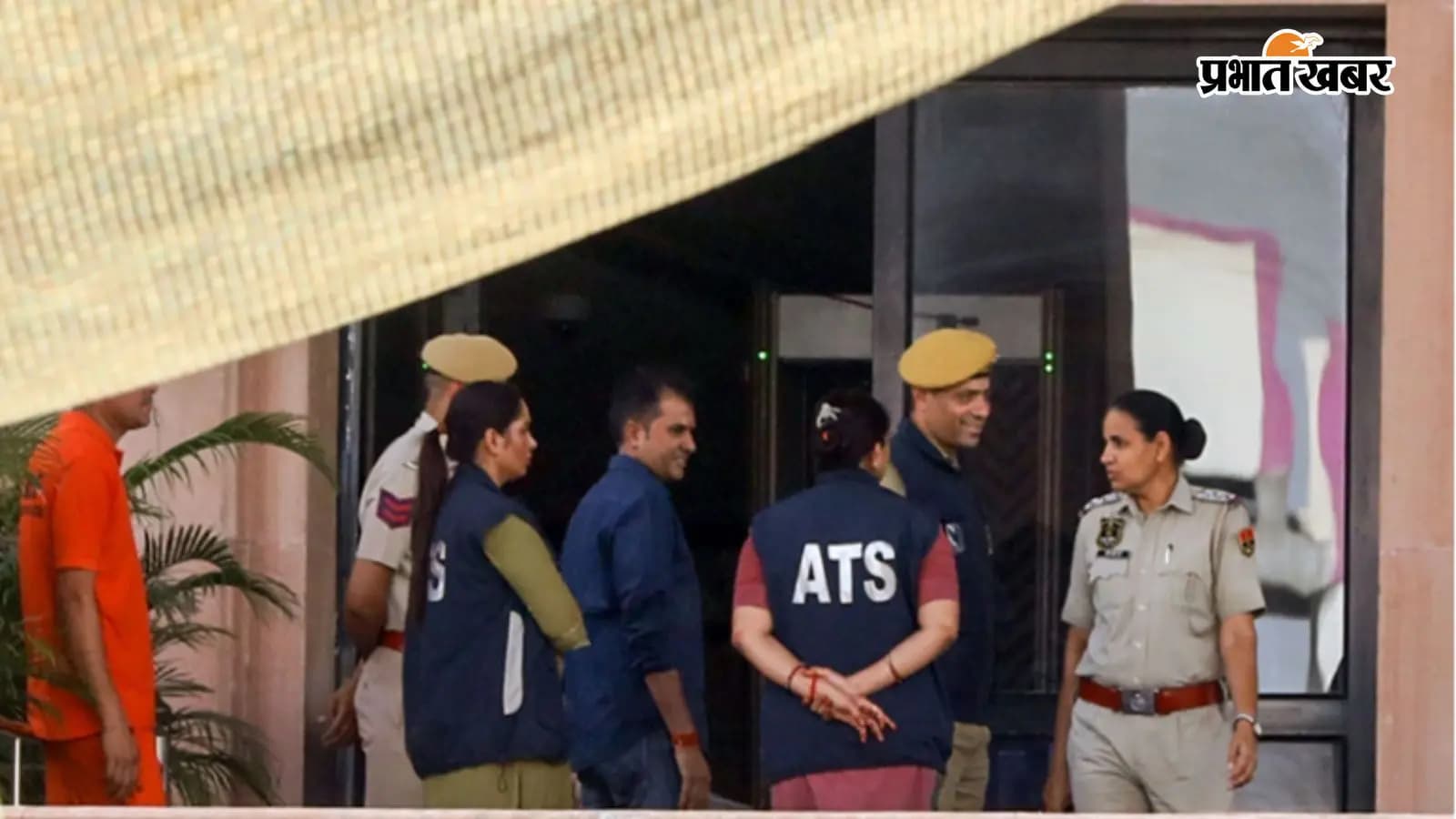 महाराष्ट्र ATS ने पाकिस्तानी गैंगस्टर शहजाद भट्टी के साथ ऑनलाइन कनेक्शन के मामले में पुणे जिले के 66 लोगों से पूछताछ शुरू कर दी है. ( स्रोत - एएनआई ) महाराष्ट्र ATS ने पाकिस्तानी गैंगस्टर शहजाद भट्टी के साथ ऑनलाइन कनेक्शन के मामले में पुणे जिले के 66 लोगों से पूछताछ शुरू कर दी है. ( स्रोत - एएनआई )