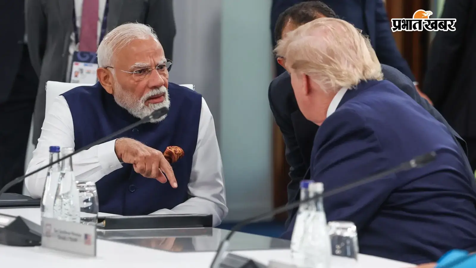 अमेरिकी राष्ट्रपति ट्रंप के साथ पीएम मोदी अमेरिकी राष्ट्रपति ट्रंप के साथ पीएम मोदी
