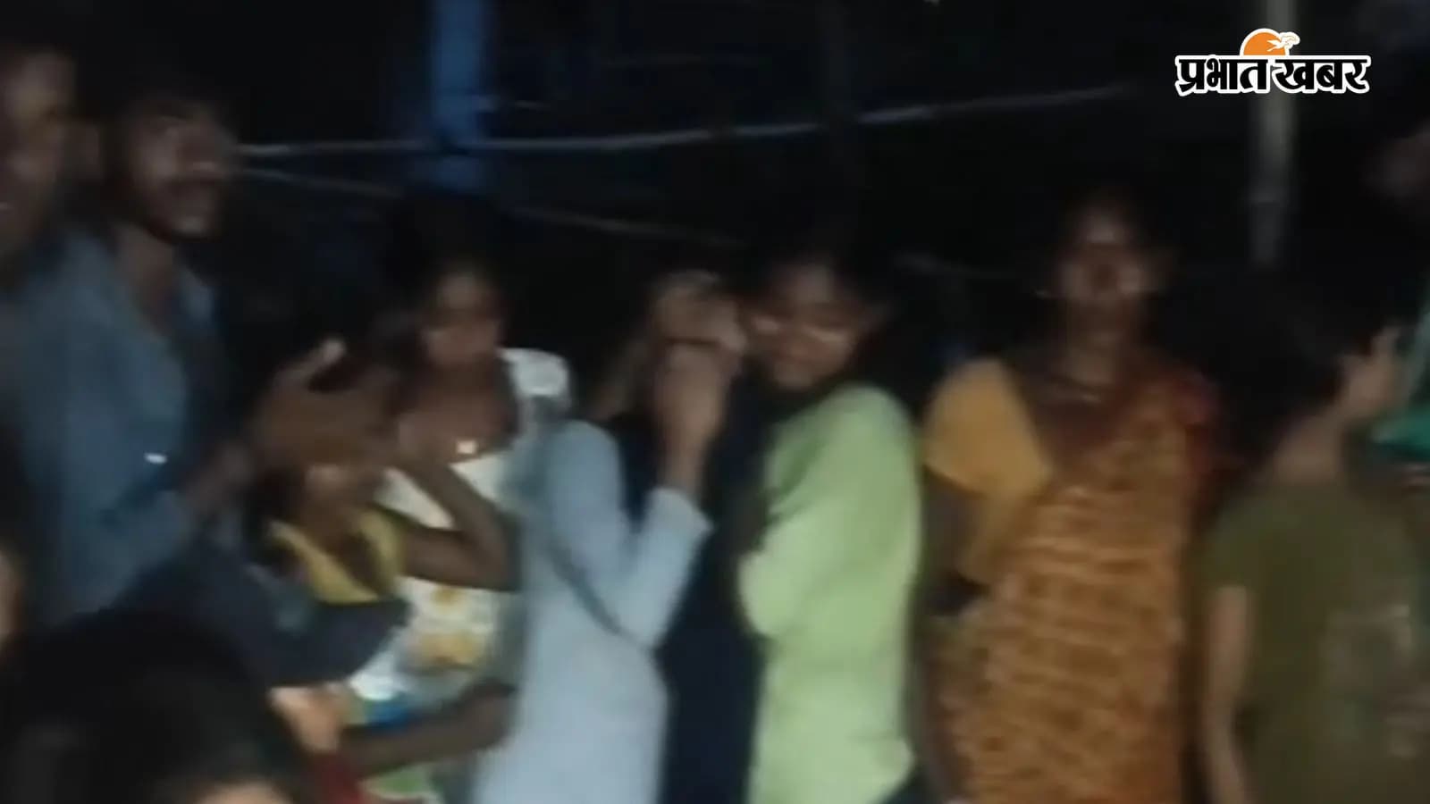 घटना के बाद रोते बिलखते परिजन घटना के बाद रोते बिलखते परिजन