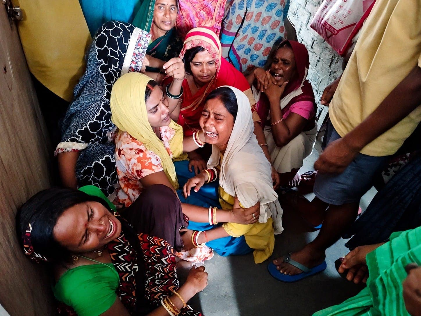 गुजरात में क्रेन से गिरकर छौड़ाही के पनसल्ला गांव के युवक की मौत गुजरात में क्रेन से गिरकर छौड़ाही के पनसल्ला गांव के युवक की मौत