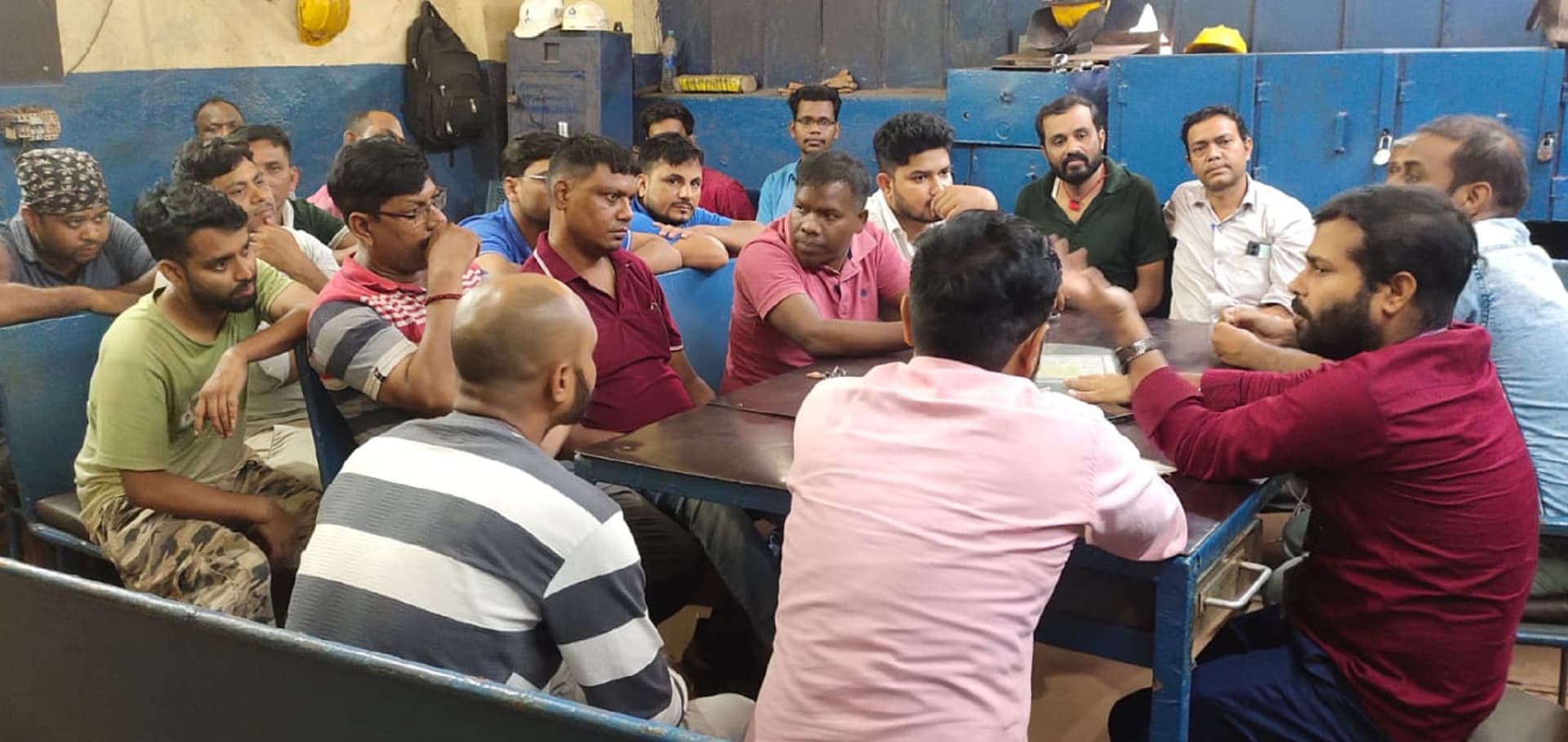 बीएसएल अनाधिशासी कर्मचारी संघ के सिंटर विभाग की बैठक बीएसएल अनाधिशासी कर्मचारी संघ के सिंटर विभाग की बैठक