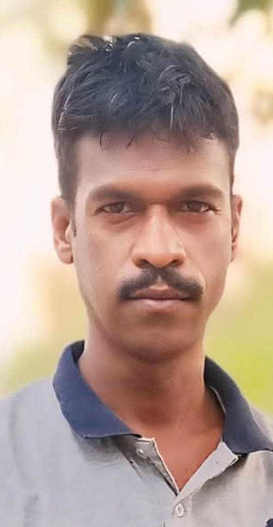 जादूगोड़ा कांस्टेबल ट्रेनिंग सेंटर में गांजे के साथ ठेका मजदूर गिरफ्तार, सुरक्षा पर सवाल जादूगोड़ा कांस्टेबल ट्रेनिंग सेंटर में गांजे के साथ ठेका मजदूर गिरफ्तार, सुरक्षा पर सवाल