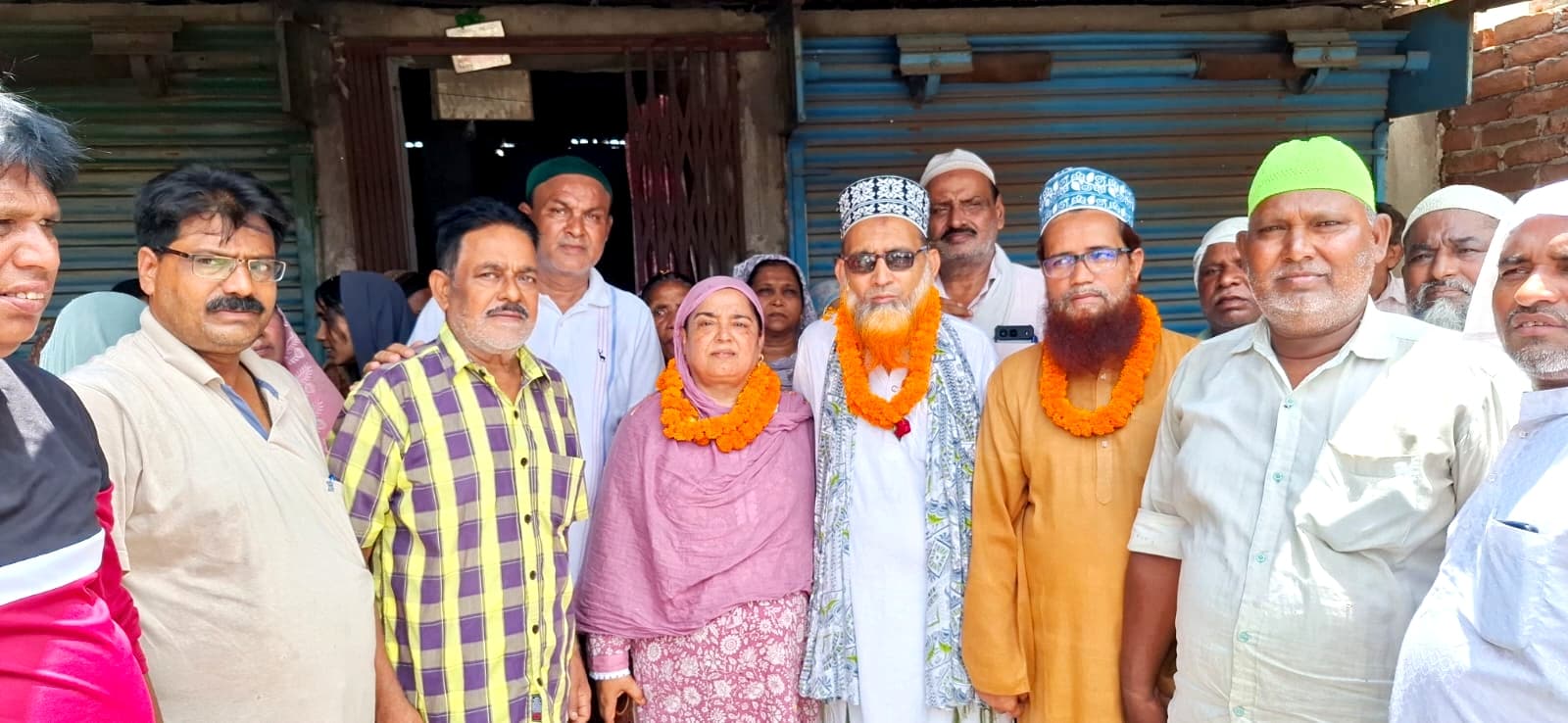 बरकट्ठा से हज यात्रा के लिए दो जायरीन मक्का मदीना शरीफ के लिए रवाना बरकट्ठा से हज यात्रा के लिए दो जायरीन मक्का मदीना शरीफ के लिए रवाना