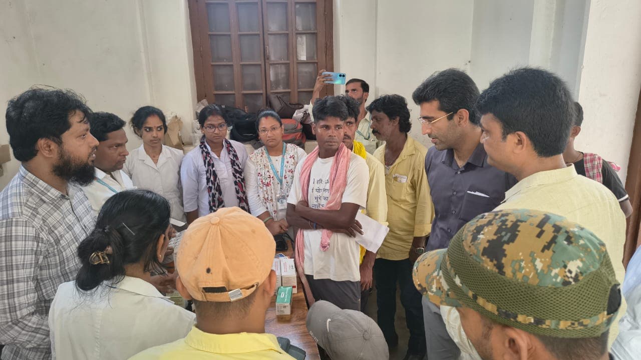 स्वास्थ्य विभाग द्वारा उच्च जोखिम वाले 63 लोगों का किया गया टीबी स्क्रीनिंग स्वास्थ्य विभाग द्वारा उच्च जोखिम वाले 63 लोगों का किया गया टीबी स्क्रीनिंग