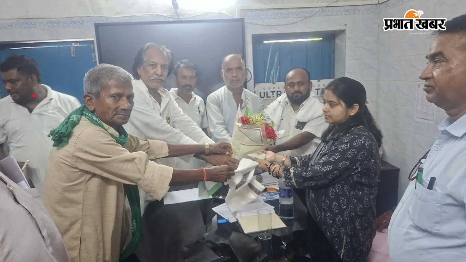 नई अंचलाधिकारी से समाज सेवा संघ की मुलाक़ात नई अंचलाधिकारी से समाज सेवा संघ की मुलाक़ात
