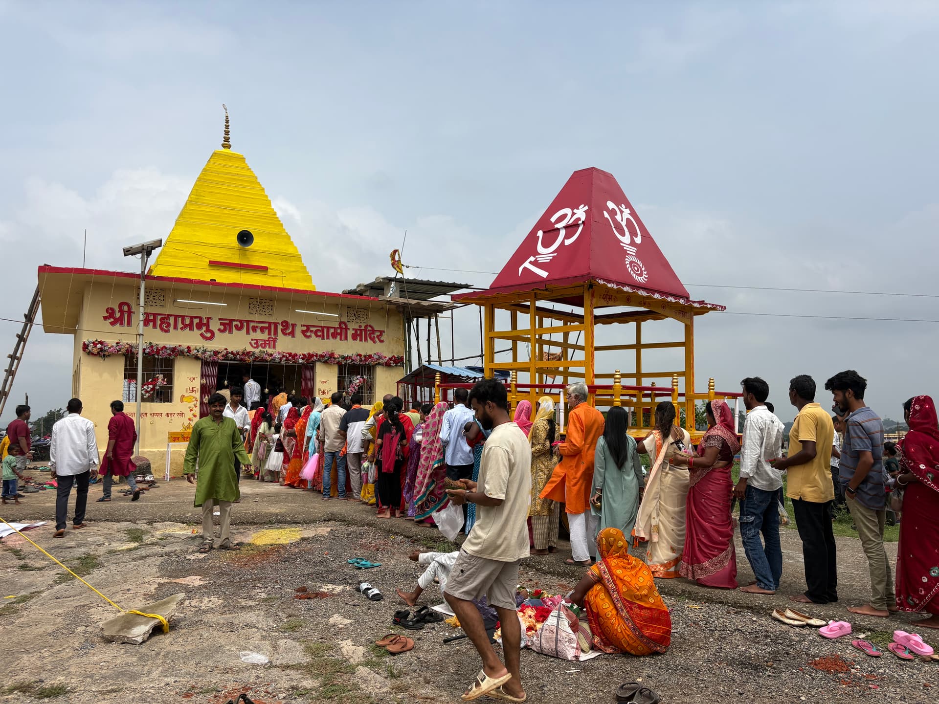 रथयात्रा-लीड.... जय जगन्नाथ के जयघोष के साथ मौसीबाड़ी पहुंचे भगवान रथयात्रा-लीड.... जय जगन्नाथ के जयघोष के साथ मौसीबाड़ी पहुंचे भगवान