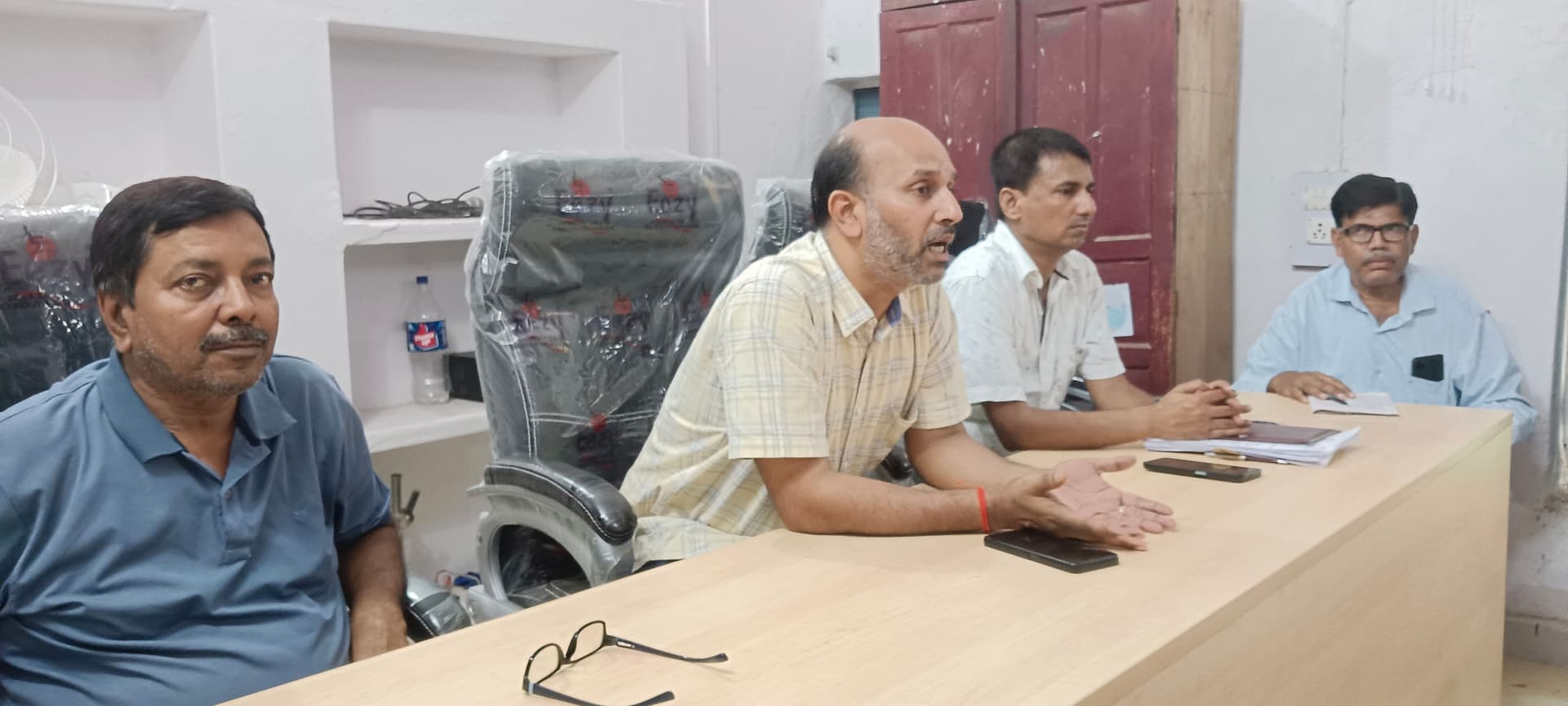 13 अगस्त तक 3 हजार नए राशन कार्ड बनाने का लक्ष्य 13 अगस्त तक 3 हजार नए राशन कार्ड बनाने का लक्ष्य
