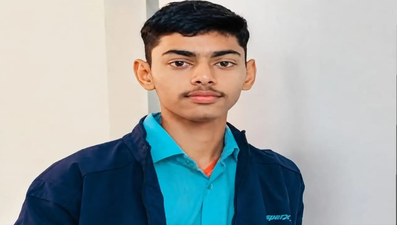 625 अंक लाकर नौडीहा कलां के रोहित कुमार ने बढ़ाया जिले का मान, NEET 2026 में पायी शानदार सफलता