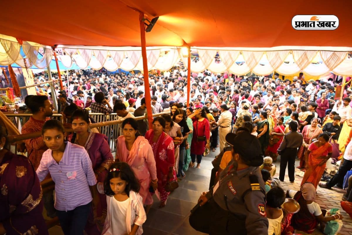 रथ यात्रा से भी ज्यादा भीड़, माता लक्ष्मी की पालकी यात्रा बनी आकर्षण का केंद्र