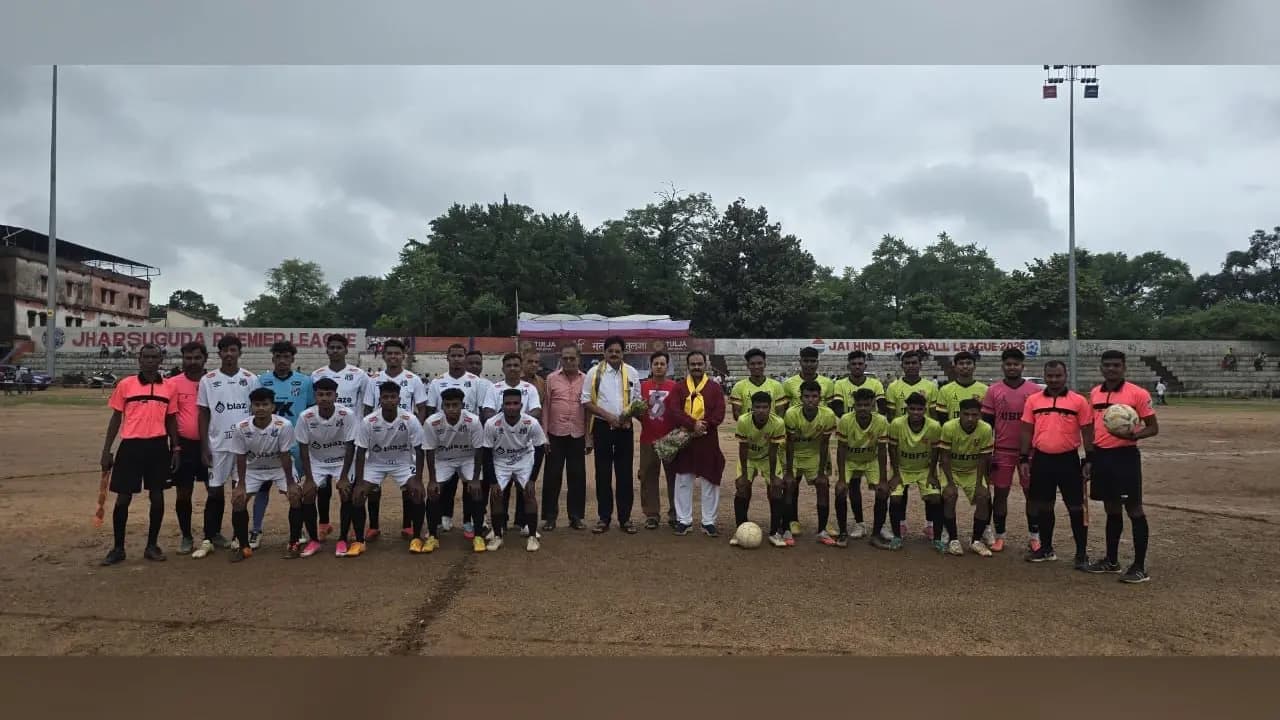जयहिंद लीग कम नॉकआउट फुटबॉल प्रतियोगिता में शांतिनगर फुटबॉल क्लब की हुई जीत