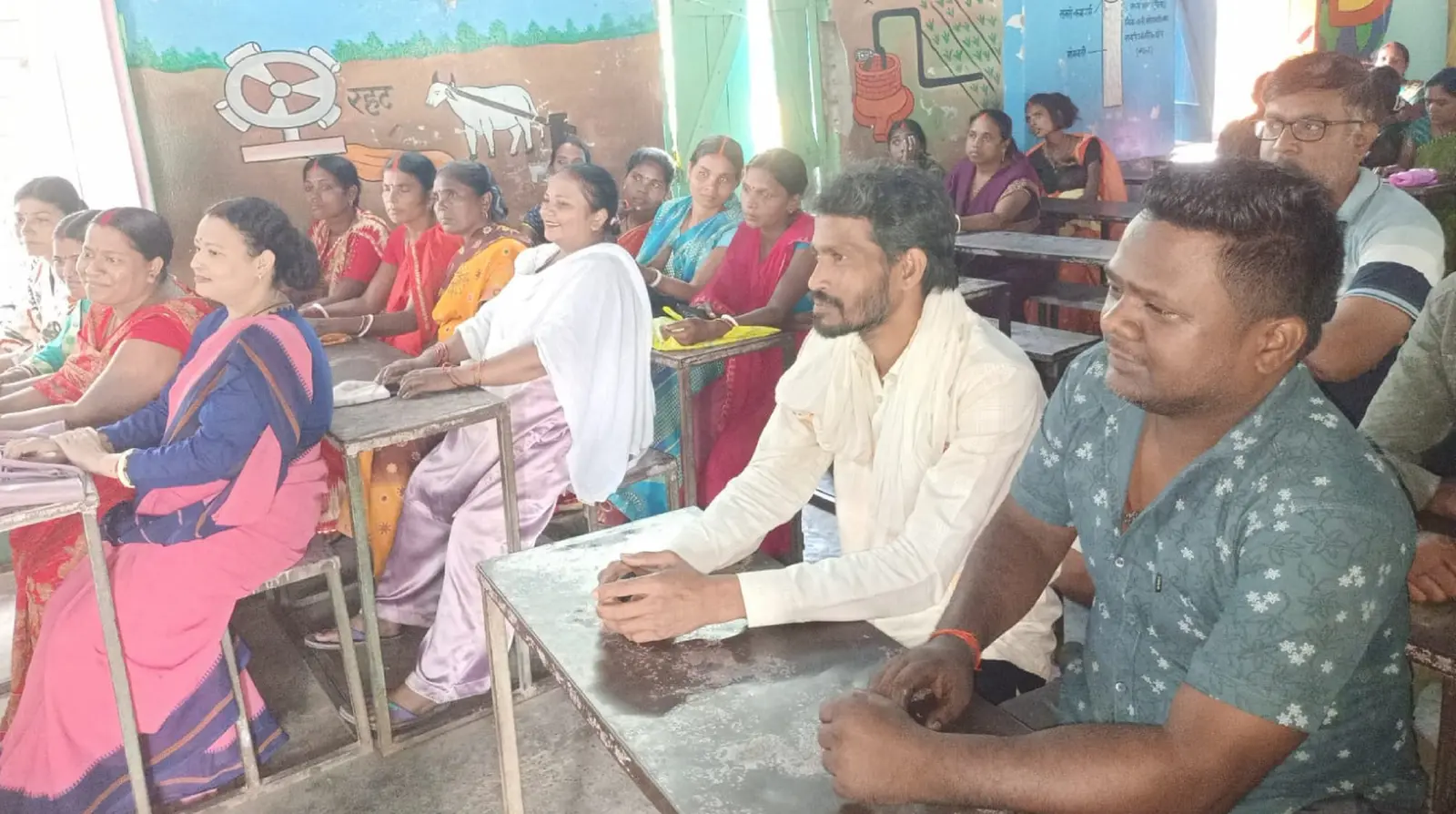 राजकीय कृत बालिका मध्य विद्यालय पेटरवार में विद्यालय प्रबंधन समिति का गठन, मनोज कुमार बने अध्यक्ष