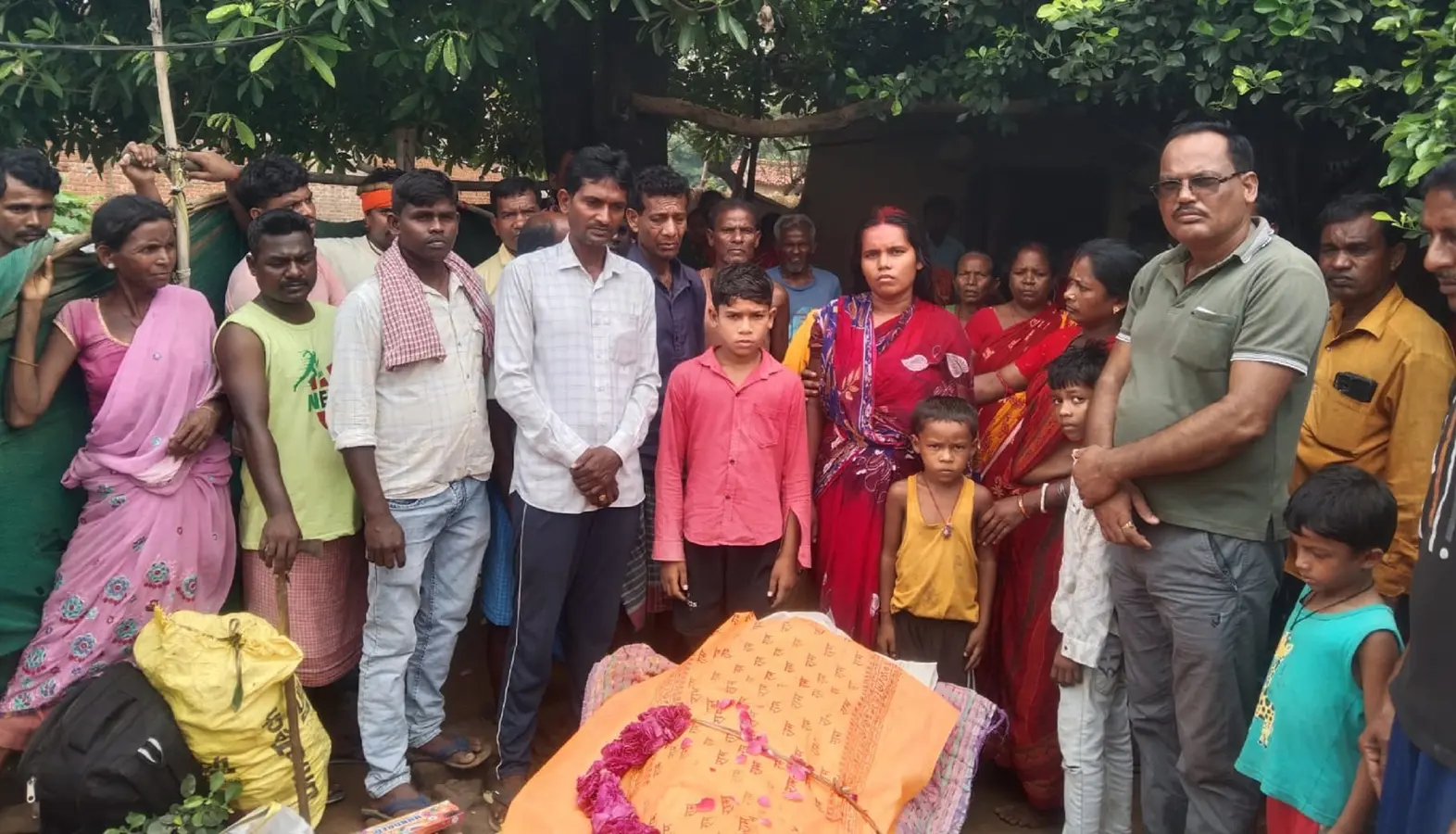 तमिलनाडु में काम के दौरान प्रवासी मजदूर की मौत, शव गांव पहुंचते ही मचा कोहराम