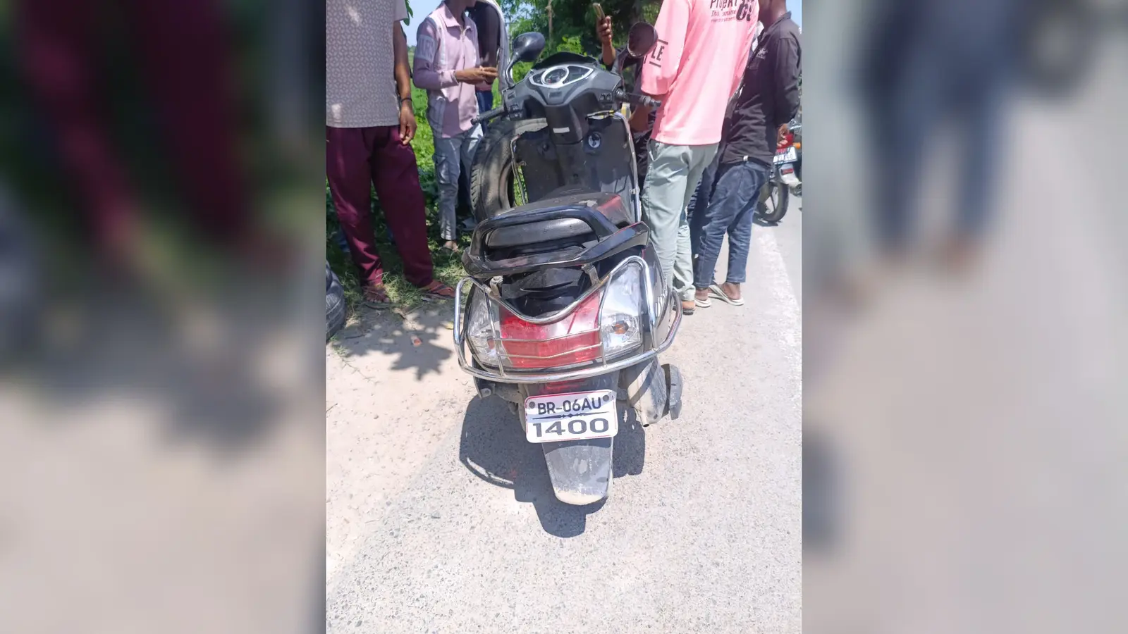 मुजफ्फरपुर में सड़क हादसा, अज्ञात वाहन की टक्कर से जीविका समूह की महिला की दर्दनाक मौत