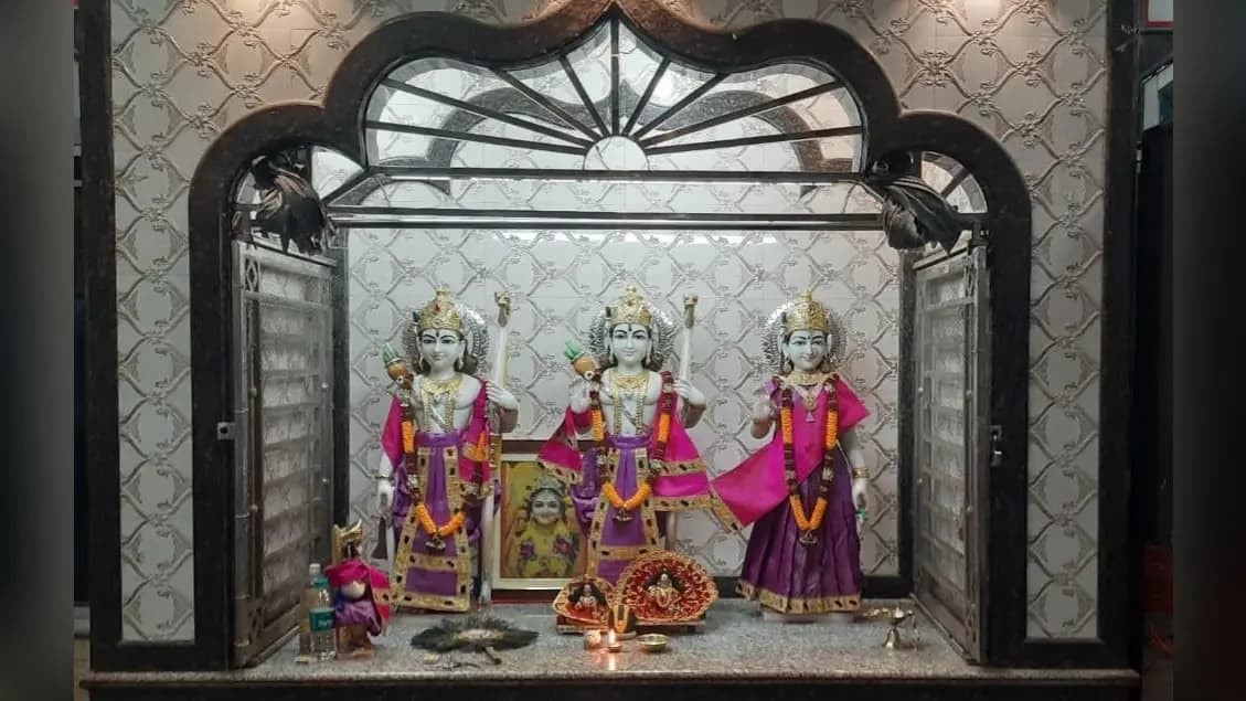 'हर-हर महादेव' के साथ गूंजता है 'जय श्री राम', गुलाबबाग का सिद्धेश्वरनाथ मंदिर बना आस्था का केंद्र