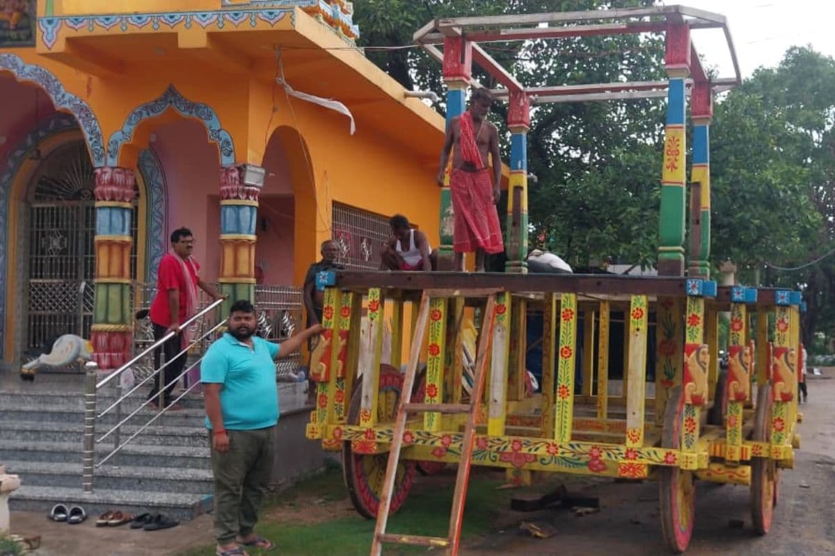 Saraikela News: आकार लेने लगा महाप्रभु का ‘नंदीघोष’, 16 जुलाई को निकलेगी भगवान जगन्नाथ की भव्य रथयात्रा Saraikela News: आकार लेने लगा महाप्रभु का ‘नंदीघोष’, 16 जुलाई को निकलेगी भगवान जगन्नाथ की भव्य रथयात्रा