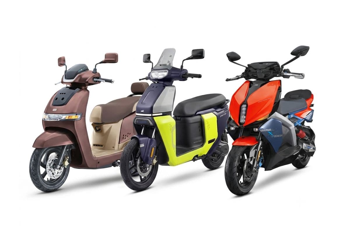 TVS के ये 3 इलेक्ट्रिक स्कूटर्स डेली राइड के लिए हैं परफेक्ट चॉइस, कीमत से लेकर रेंज तक जानें सब कुछ TVS के ये 3 इलेक्ट्रिक स्कूटर्स डेली राइड के लिए हैं परफेक्ट चॉइस, कीमत से लेकर रेंज तक जानें सब कुछ