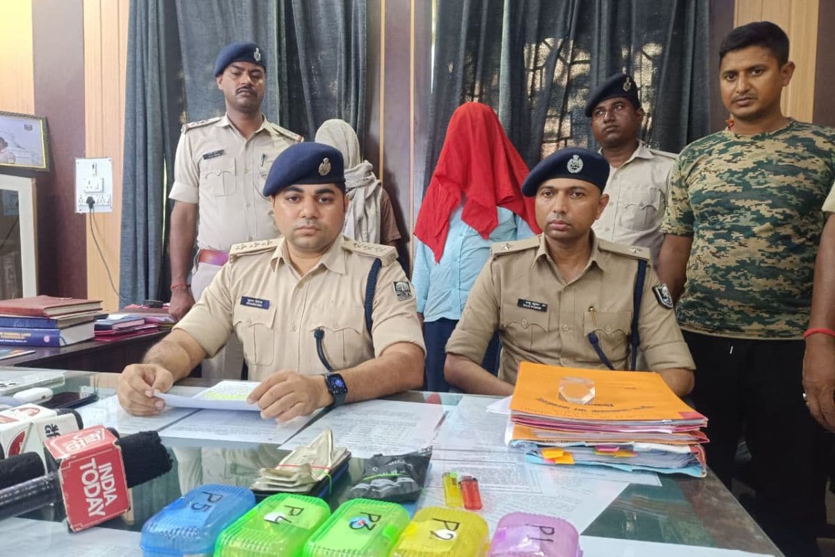 पौआखाली में ₹1.03 करोड़ के स्मैक के साथ मालदा और किशनगंज के दो तस्कर गिरफ्तार