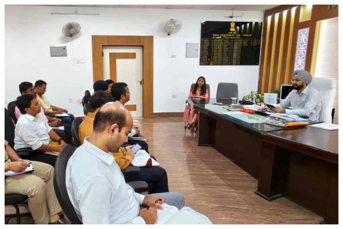 bettiah-road-safety-review-dm-orders-encroachment-removal-nh-rbo-work bettiah-road-safety-review-dm-orders-encroachment-removal-nh-rbo-work