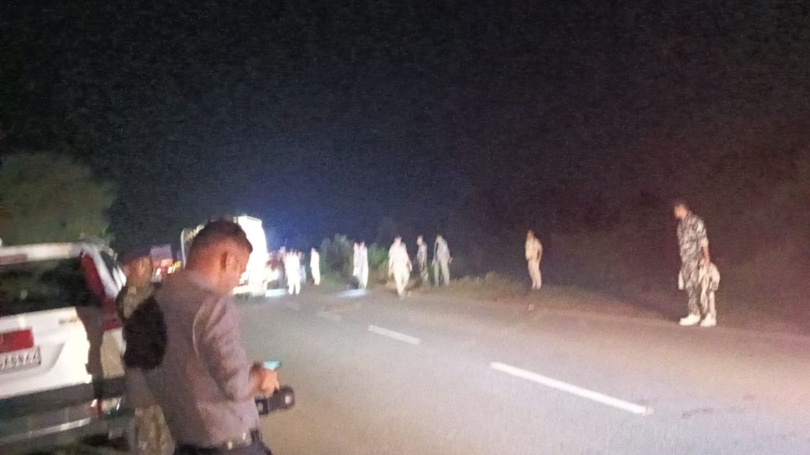 घटनास्थल पर पुलिस की नाकेबंदी