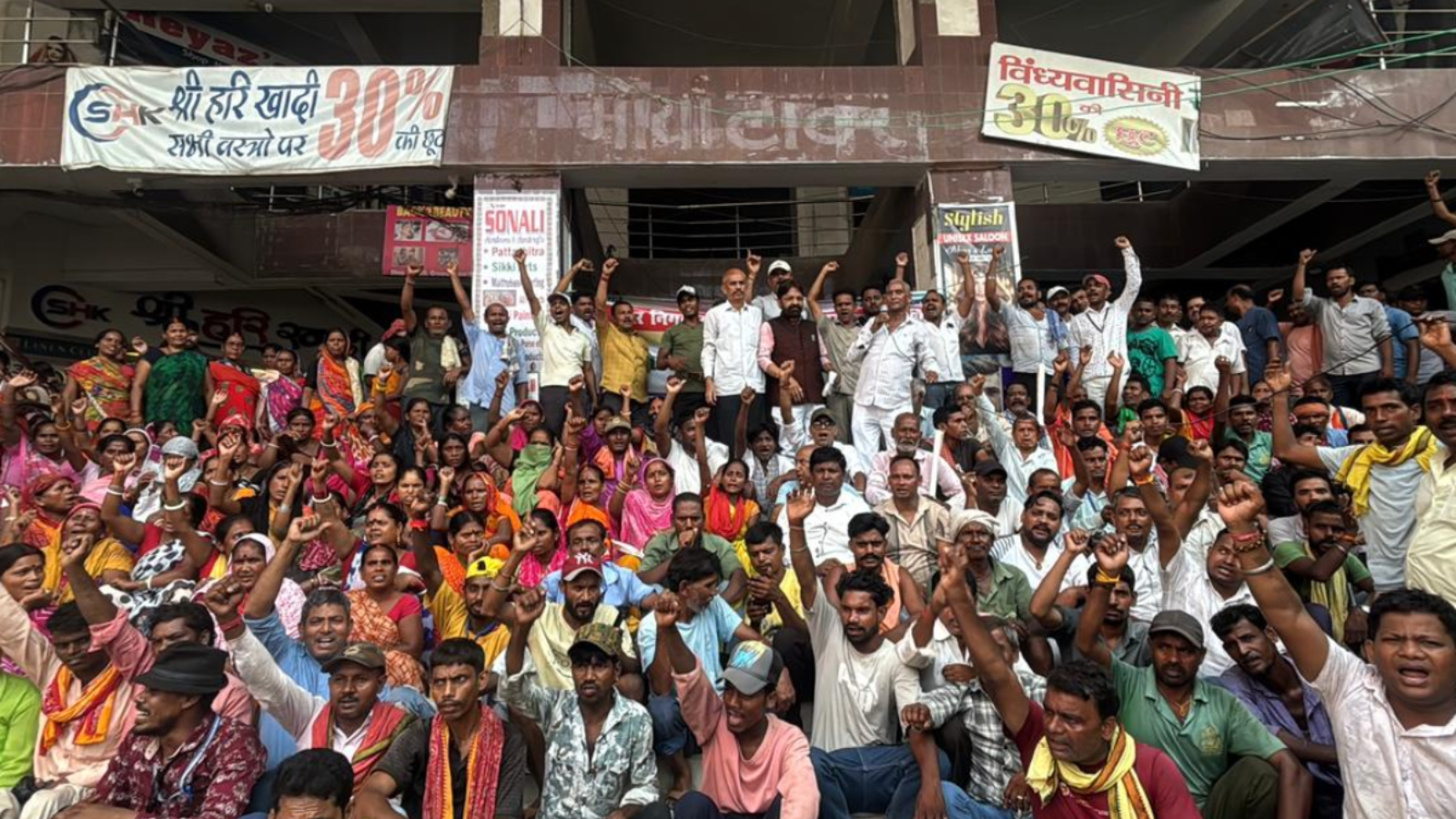 पटना नगर निगम कर्मी का अनिश्चितकालीन हड़ताल जारी