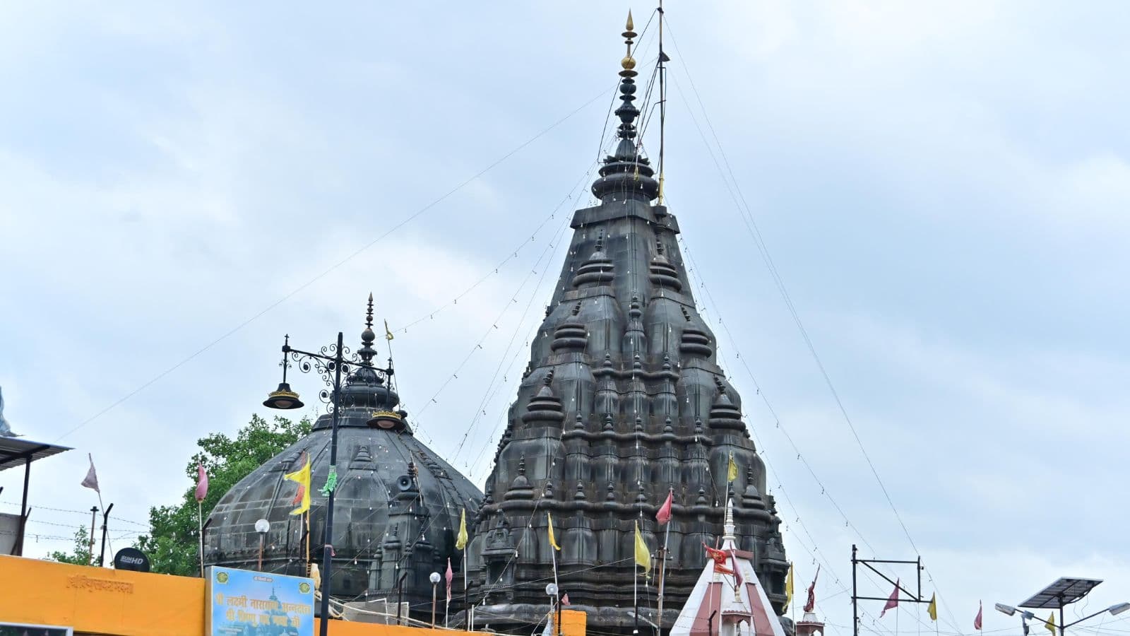 विष्णुपद मंदिर, गया- जहां हैं भगवान विष्णु के चरणचिह्न