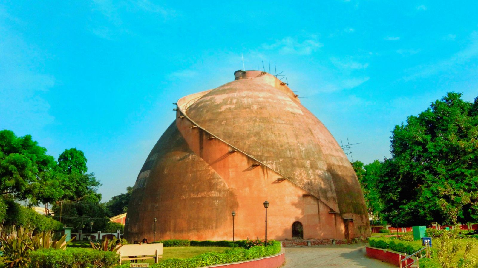 गोलघर