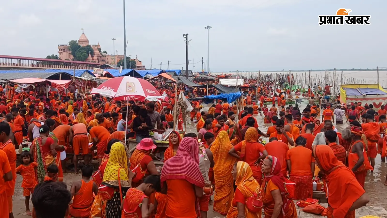 सावन की दूसरी सोमवारी व सोम प्रदोष पर अजगैबीनाथ धाम में उमड़ा आस्था का सैलाब, 1.46 लाख कांवरिये देवघर रवाना