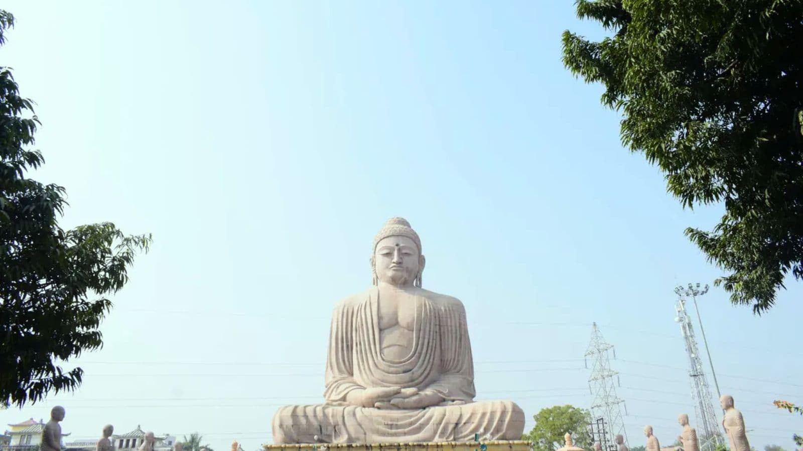 1982 में रखी गई नींव, सात साल में तैयार हुई बुद्ध प्रतिमा
